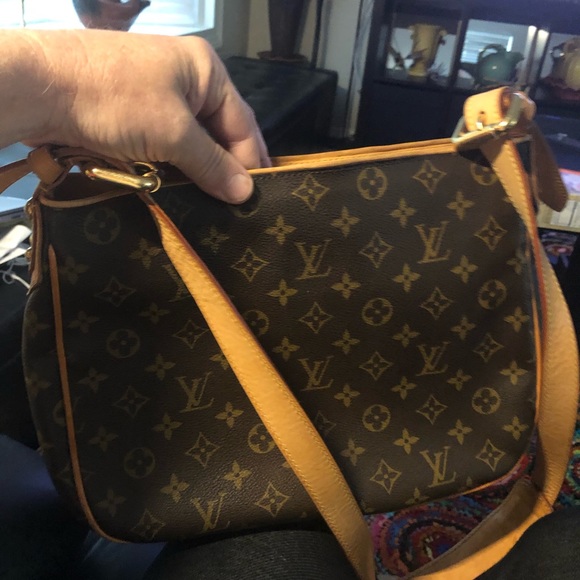 VINTAGE LOUIS VUITTON BAG - Picture 8 of 8